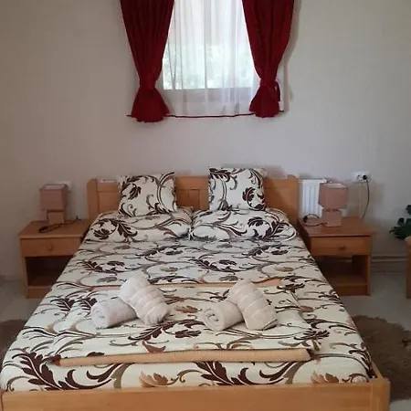 Hacijenda Mali Raj *